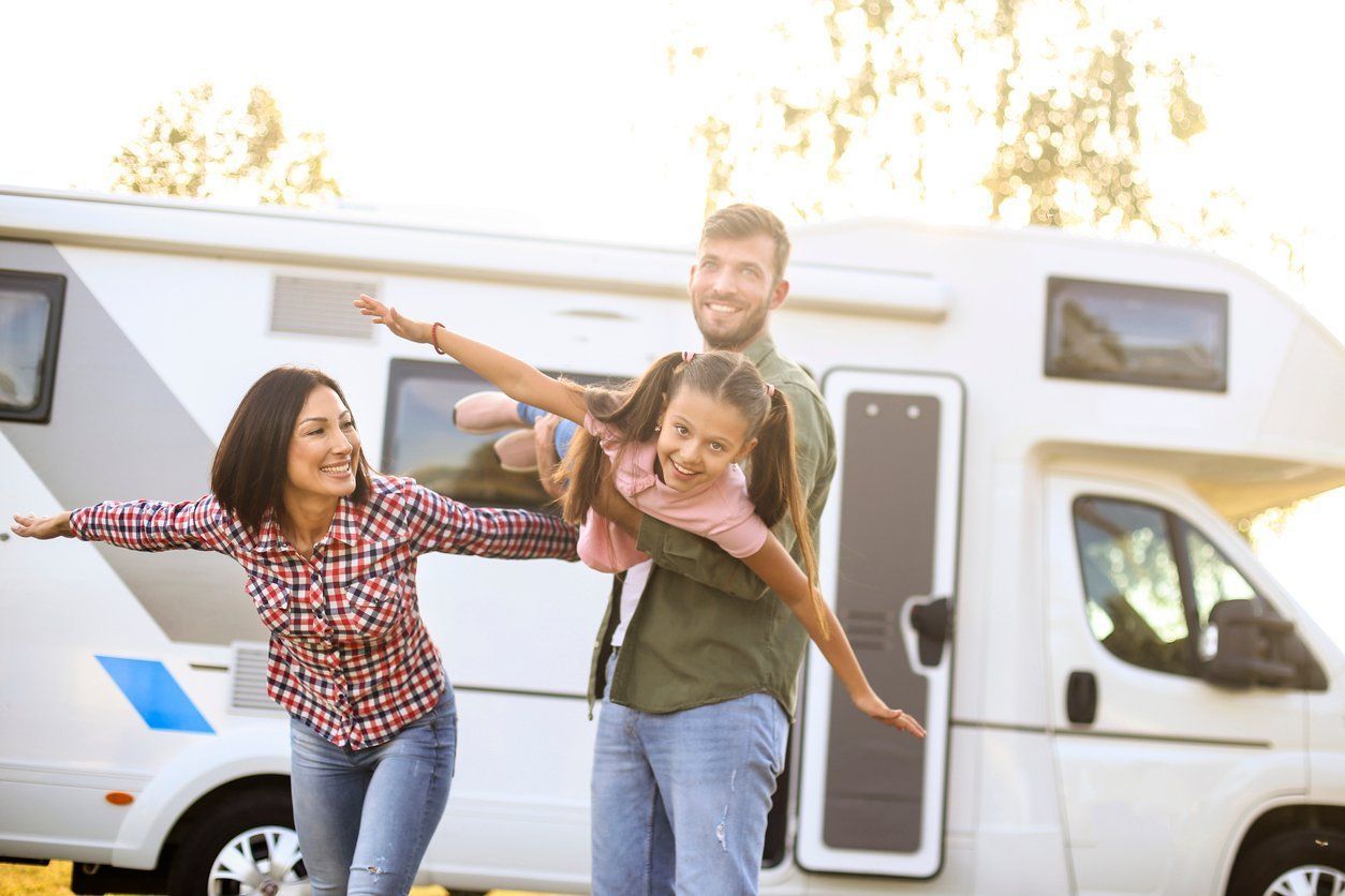 RV glass replacement service