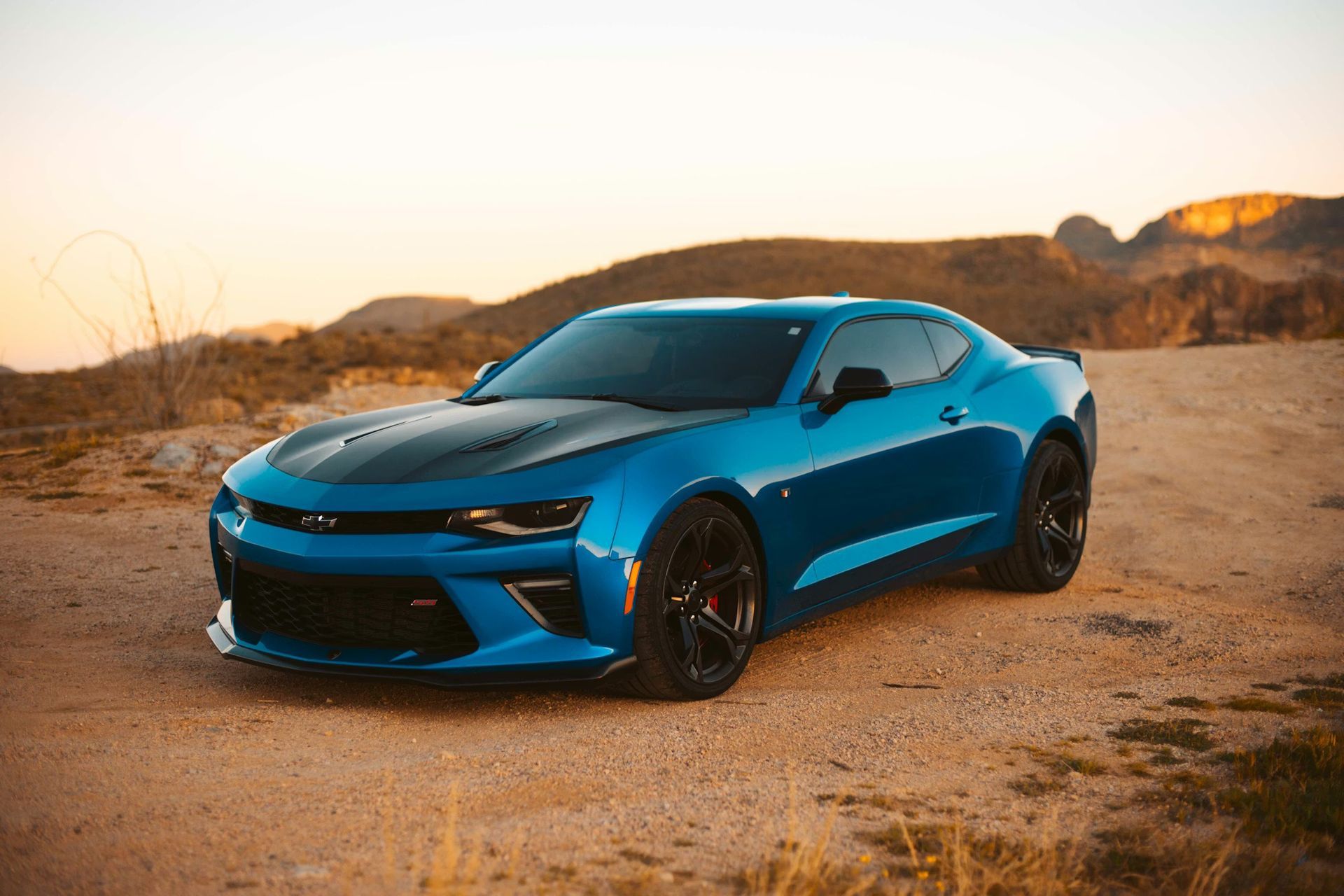 Mobile windshield replacement in Phoenix
